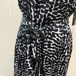 Tahari ASL | Black and White One Photo 6