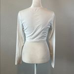 SheIn  Cropped Crewneck Long Sleeve TShirt White Size Large (8/10) Photo 1