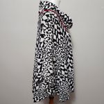 Fever black white geometric cowl neck poncho size l/xl Size L Photo 2