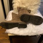 Candie's Tan Fur Photo 2