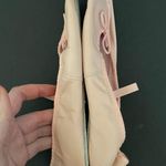 Leos Ballet Slipper Shoes Adult Dance Shoes Pink Size 6.5 Photo 3