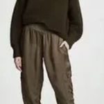 Cinq a Sept NEW Giles satin olive green cargo pant joggers women's size XL Photo 0