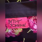 Betsey Johnson floral skull scrubs top sz XS medical pocket health Photo 7