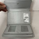 Safekeeper Trifold Wallet w/zipper coin holder Photo 2