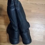 Khombu  9 Chunky Weather Resistant Non-Skid Snow Boots in Black E221-9764 Photo 3