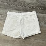 Old Navy Sz 6 White Denim Cuffed Jean Shorts Cute! Photo 2