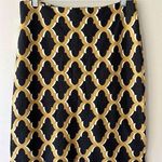 J. McLaughlin Stretch Pencil Skirt Back Zip Slit Black Gold Geo Print Sz M Photo 0