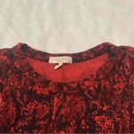 Rag and Bone size medium snake skin Red Black Patterned Short Sleeve Tee Photo 3