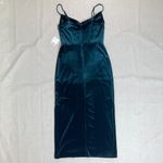 Taylor | NWT Dark Emerald Stretch Velvet Maxi Dress | Size 6 Green Photo 1