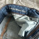 American Eagle  8 Short Skinny Kick Dark Wash Jeans Photo 3