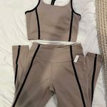 Jessica Simpson Workout Set Photo 0