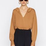 frame denim FRAME Ruffle-collar Silk Blouse In Camel
$448 retail size XL (b24) Photo 2