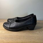 Easy Street Comfort Wave Black Leather Pumps Heels Women's Size 7WW Wide Photo 1