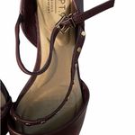 Apt. 9  Defined Comfort Womens Flats Wine Colored Strappy Dress Shoe Sz 5.5M Photo 2