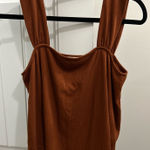 Listicle  Top Tank Photo 0