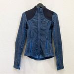 Lululemon Forme Jacket Reversible Slub Denim Limitless Blue/Black Size 4 Photo 6