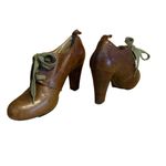 Frye BROWN DISTRESSES LEATHER HIGH HEEL "MIRANDA" LACE UP SHOES (8M) Photo 7