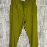 ALBION FIT Albion Jetsetter Pull On Ankle Zip Chartreuse Green Joggers Size Medium Photo 0