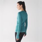 Lululemon Swiftly Tech Long Sleeve Crew in Heathered Forage Teal Photo 1
