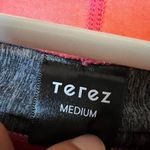 Terez  Peloton‎ Cropped Leggings Womens Medium Pink Coral Tie Dye Logo Mid Rise Photo 5
