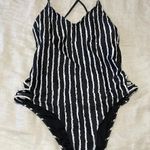 Cupshe  Women’s One Piece Swimsuits Black & White Stripe Swimwear M NWOT Photo 8