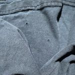 Gildan  large graphic tee Photo 4