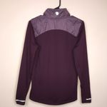 Mountain Hardwear  Women’s Quarter Zip Nylon Burgundy Purple Pullover Sweatshirt Photo 7