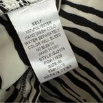 Glam NWT Ivory and Black Zebra Print Lightweight Windbreaker Jacket Size Medium Photo 9