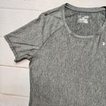 Under Armour  - Women’s Grey Fitted Short Sleeve Shirt - Size Medium Photo 3