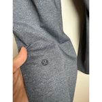 Lululemon On the Fly Pant in Grey Women's Sz. 8 Photo 4