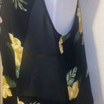 Sophie Rue  medium floral sleeveless‎ top Photo 1