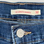 Levi's Women W32 Mid Length Mid-Rise Stretch Denim Shorts Medium Wash Jean Photo 2