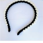 Lele Sadoughi  Black Velvet Headband Photo 2