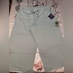 Ava & Viv 💚💚NWT  Sage Green Casual Pants size 1 X 💚💚 Photo 2