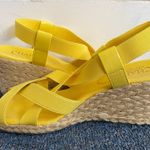CHAPS women 8 slip on strappy 3” wedge sandals w/stretchy straps yellow Photo 1
