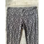 Athleta  Freedom Chaturunga Capri Crop Sz M Photo 3