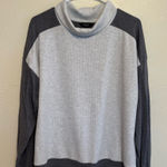 Vera Wang 🩶 Simply Vera  Colorblock Waffle Knit Pullover (Size M) Photo 0