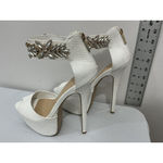 Shoedazzle Womans Shoe Dazzle Jasmyn Size 7m white Leather Zip Ankle Strap Platform Pumps Photo 3