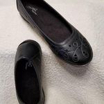Easy Street  Black Comfort Wave Loafers ALFIE Flats Shoes Size 6.5 M Photo 0
