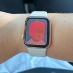 Apple Watch SE Photo 0