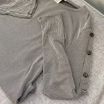 Urban Romantics Shirt Photo 3