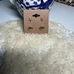 🌟 3 for $15 🌟 🐚 Starfish and Seashell Earring Set (2 Pairs) 🐚 Gold Photo 1