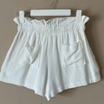 Le lis  | White Paper Bag Drawstring Shorts Sz M Photo 2