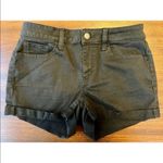 SO  - Low-Rise Favorite Shortie Shorts - Black (Size 9) - EUC Photo 1