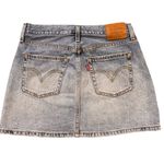 Levi's Levi’s Icon Skirt Denim Mini Vintage Style Button Fly Size 26 Y2K Levi’s Photo 2
