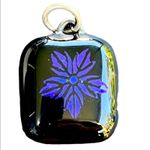 American Vintage American VTG Artisan GLASS PENDANT For Necklace / Bracelet Black Purple Flower Photo 2