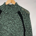Theory  Riona Ultra Fine Wool Sweater Size Medium Photo 2