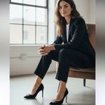 Gold and Black Bee with Crystals shoe clips Photo 1