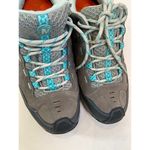 Merrell  Women’s Castle Rock Low Lace Hiking Shoes EUC Sz 7.5 Gray Teal Active Photo 7
