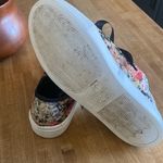 Dirty Laundry 8.5 floral Photo 3